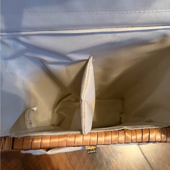 Anthropologie Picnic Time Corsica Insulated Wine Basket - Picture 4 of 6